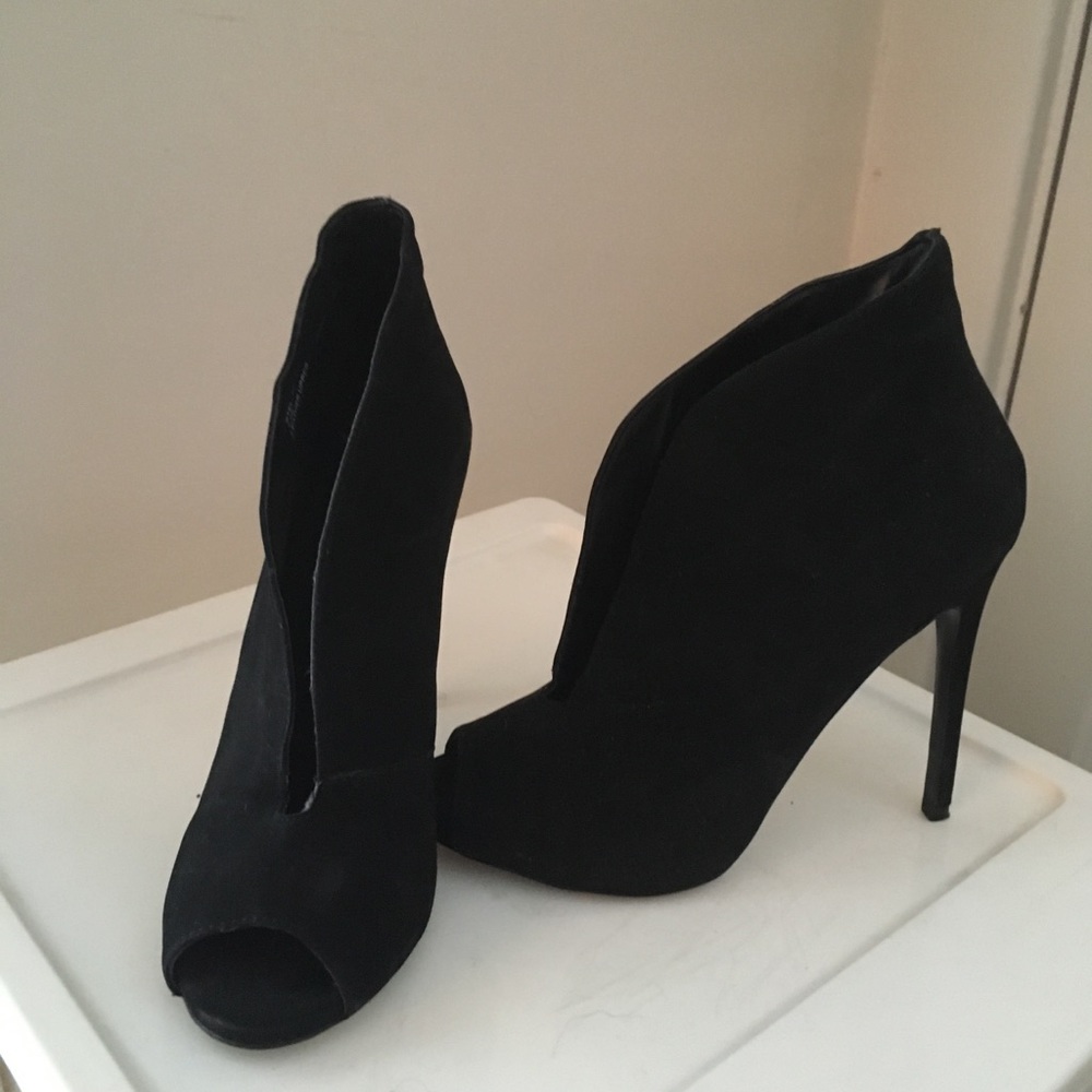 Peep toe suede ankle boots